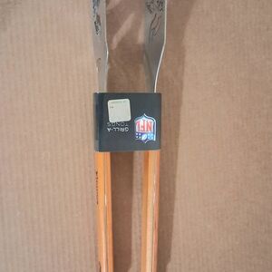 Minnesota Vikings NFL Team Grilling Tongs